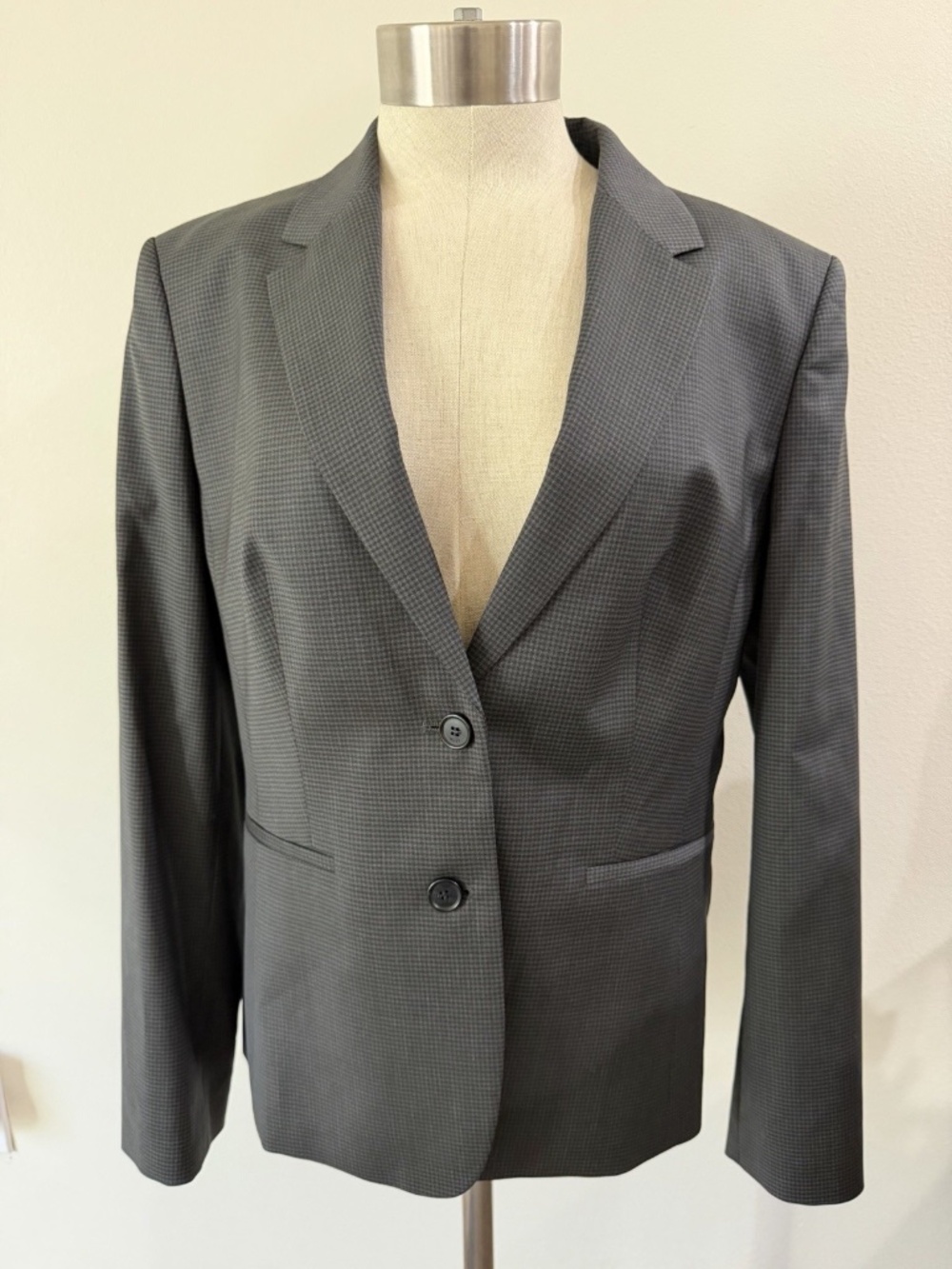 NWT Hugo Boss 8 Jonina Vichy Check Grey 100% Virgin Wool Blazer Jacket Heritage
